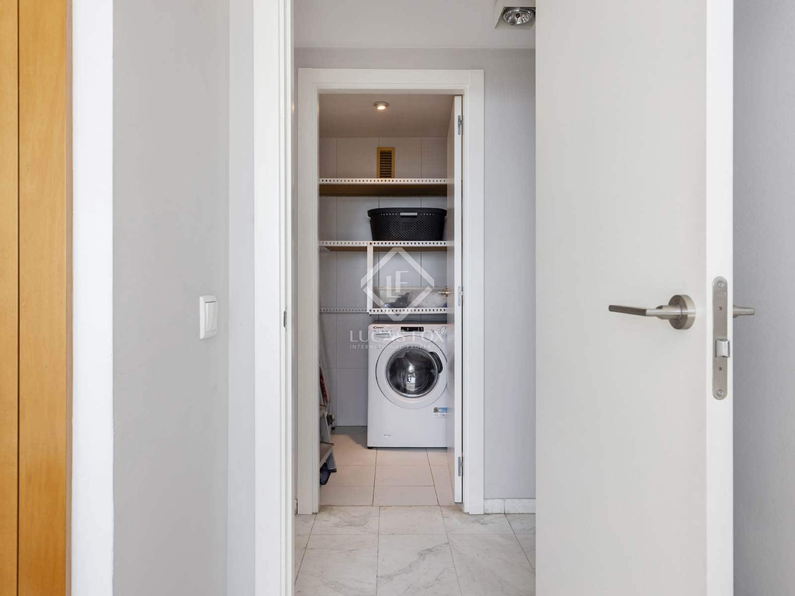 3 soveværelse Lejlighed til salg i Barcelona by med garage - € 1.120.000 (Ref: 3237759)