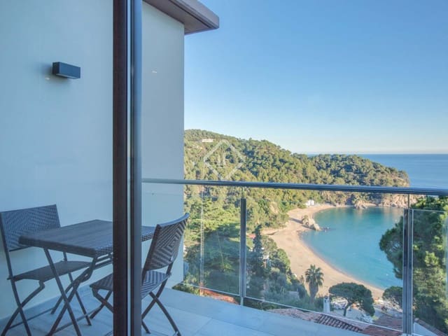 5 chambre Villa/Maison à vendre à Lloret de Mar avec piscine garage - 1 900 000 € (Ref: 3316534)