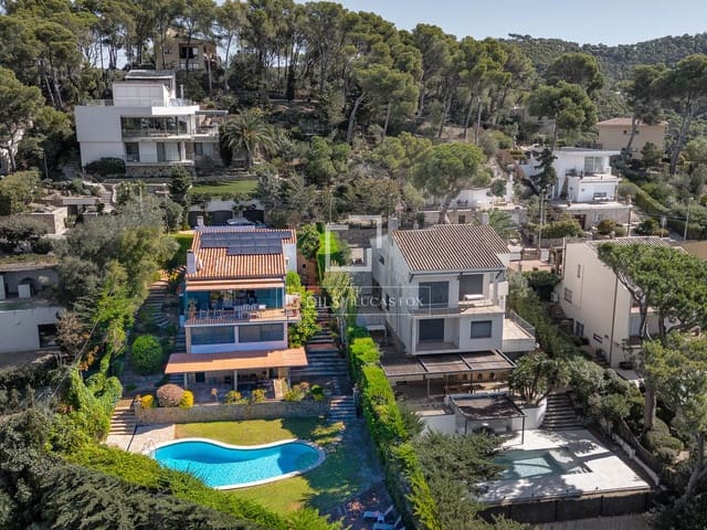 4 chambre Villa/Maison à vendre à Llafranc, Palafrugell avec piscine garage - 1 490 000 € (Ref: 3423749)