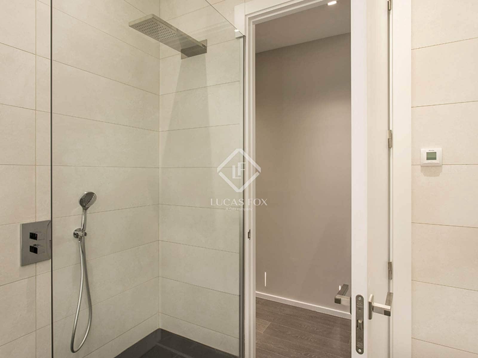 Appartement de 3 chambres à louer à Barcelone ville - 4 500 € (Ref: 3437491)