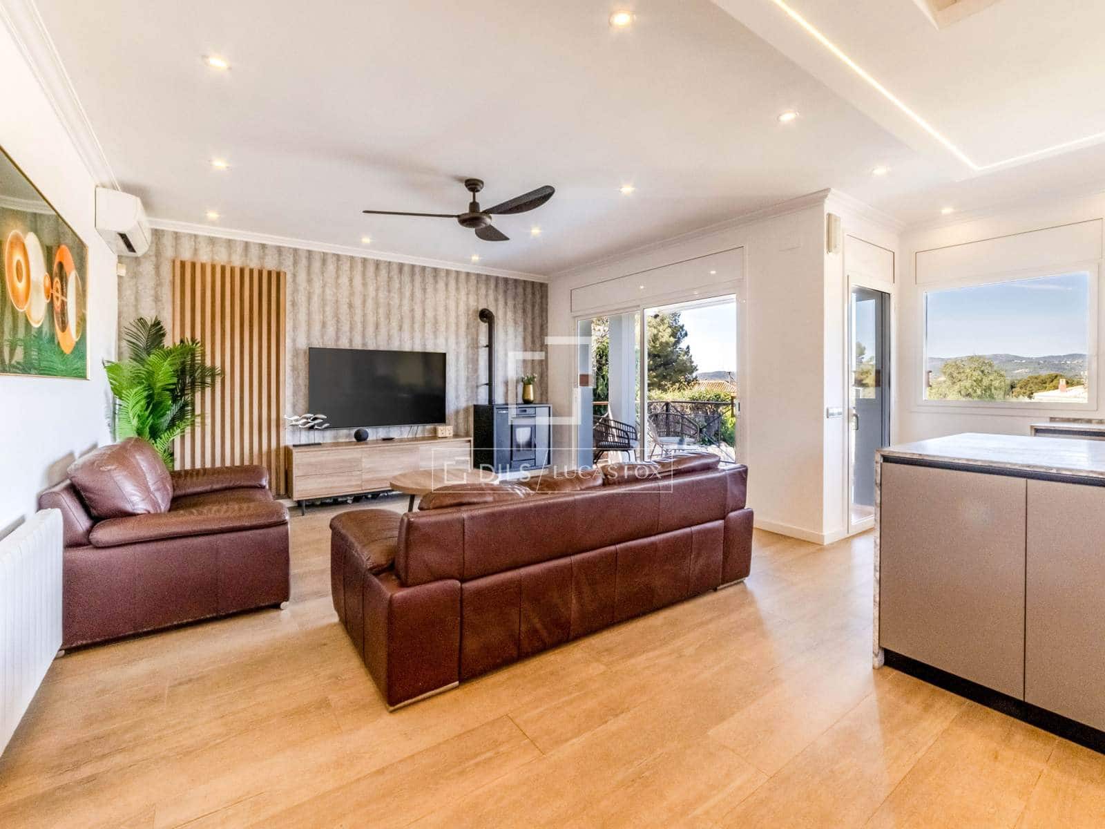 5 soveværelse Villa til salg i Sant Pere de Ribes med swimmingpool garage - € 998.000 (Ref: 3508925)