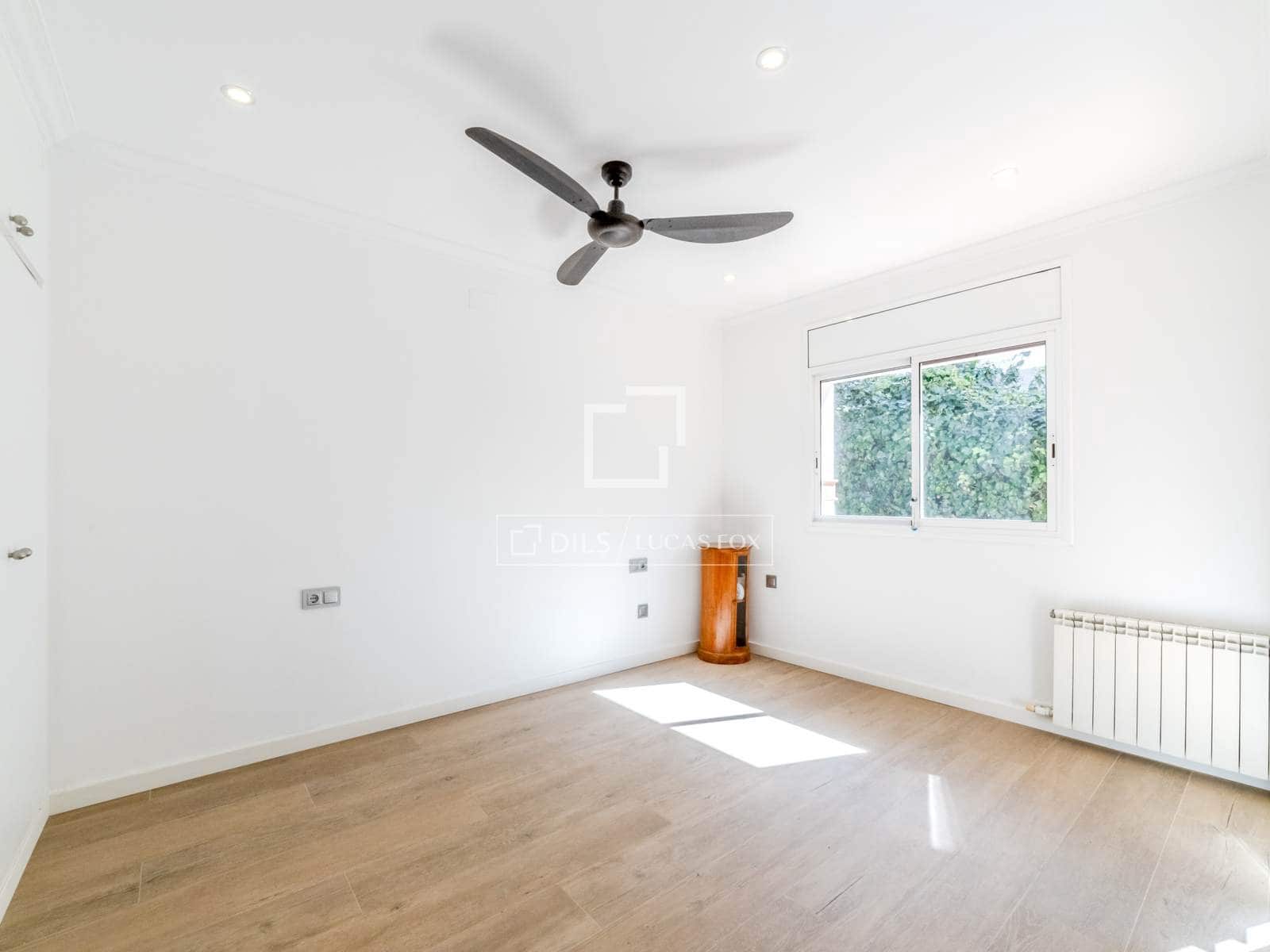 5 soveværelse Villa til salg i Sant Pere de Ribes med swimmingpool garage - € 998.000 (Ref: 3508925)