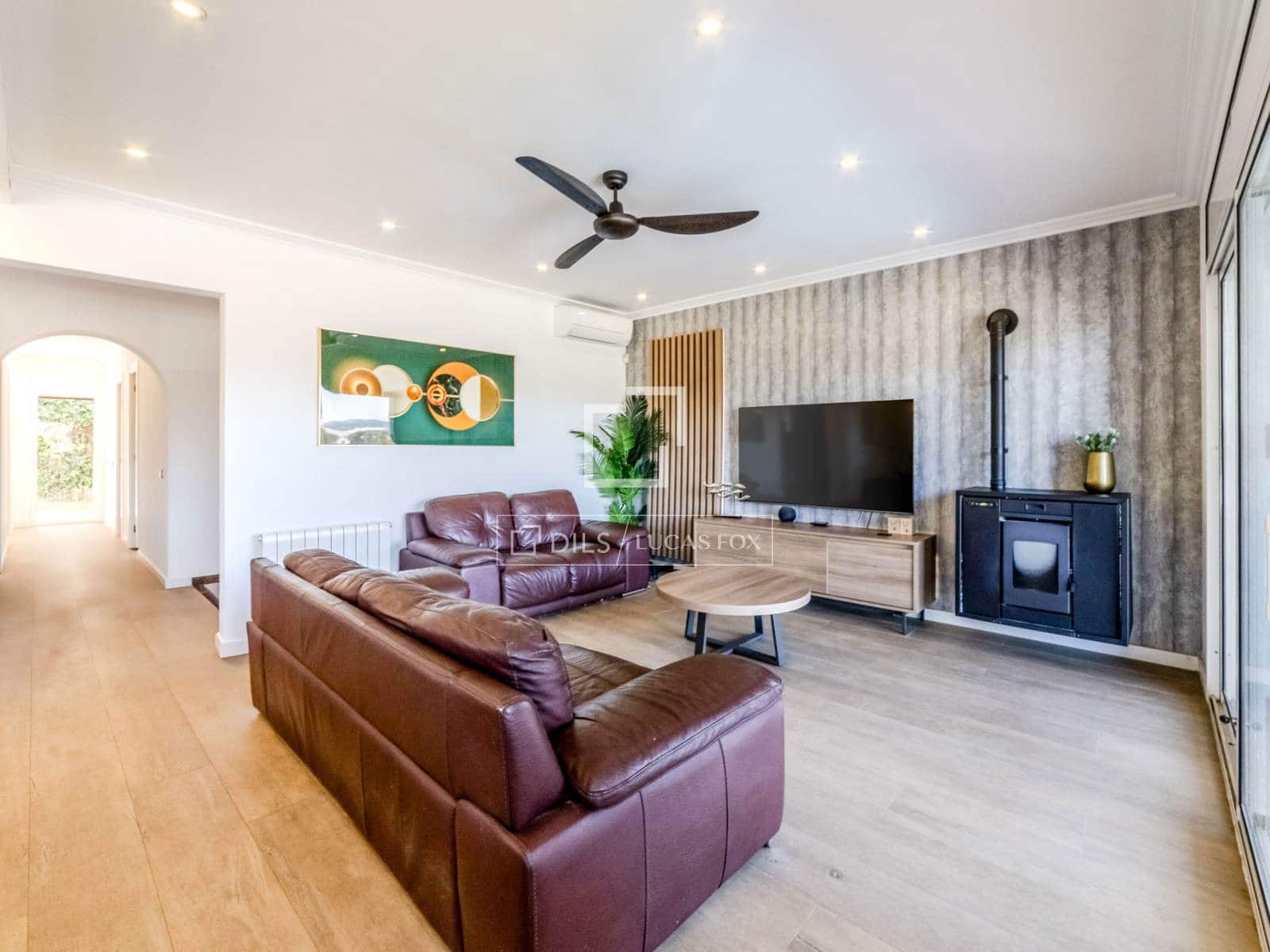 5 soveværelse Villa til salg i Sant Pere de Ribes med swimmingpool garage - € 998.000 (Ref: 3508925)