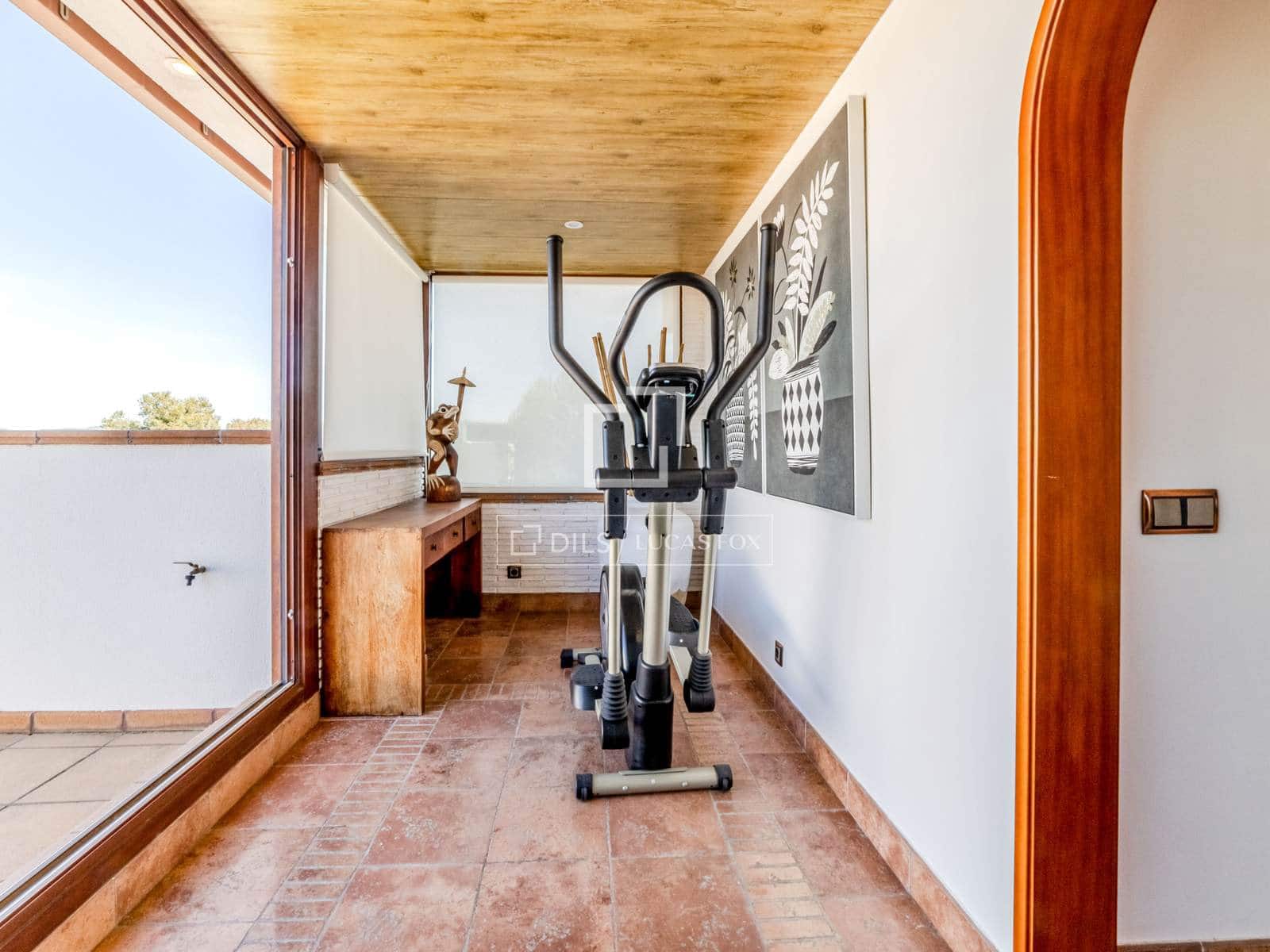 5 soveværelse Villa til salg i Sant Pere de Ribes med swimmingpool garage - € 998.000 (Ref: 3508925)