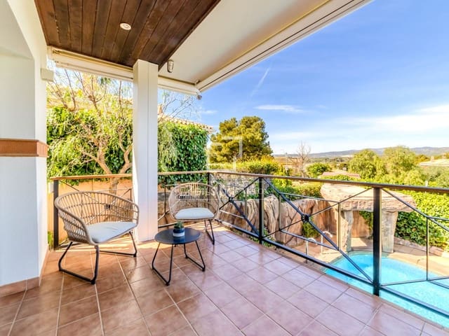 5 soveværelse Villa til salg i Sant Pere de Ribes med swimmingpool garage - € 998.000 (Ref: 3508925)