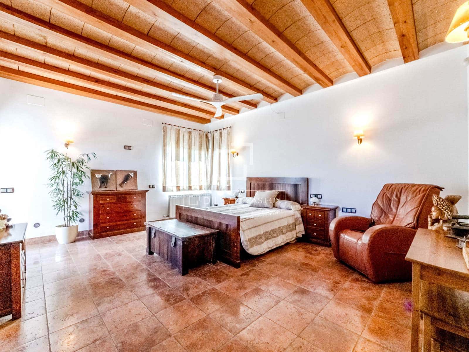 5 soveværelse Villa til salg i Sant Pere de Ribes med swimmingpool garage - € 998.000 (Ref: 3508925)