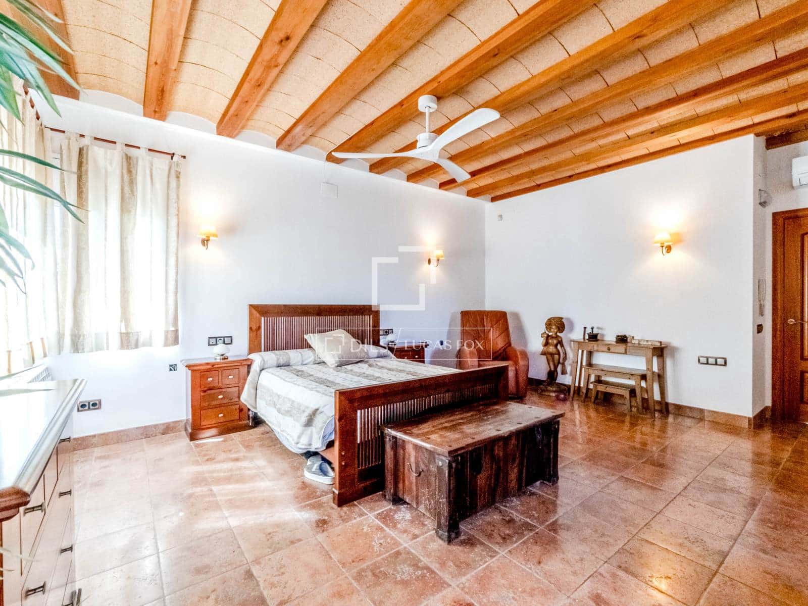 5 soveværelse Villa til salg i Sant Pere de Ribes med swimmingpool garage - € 998.000 (Ref: 3508925)