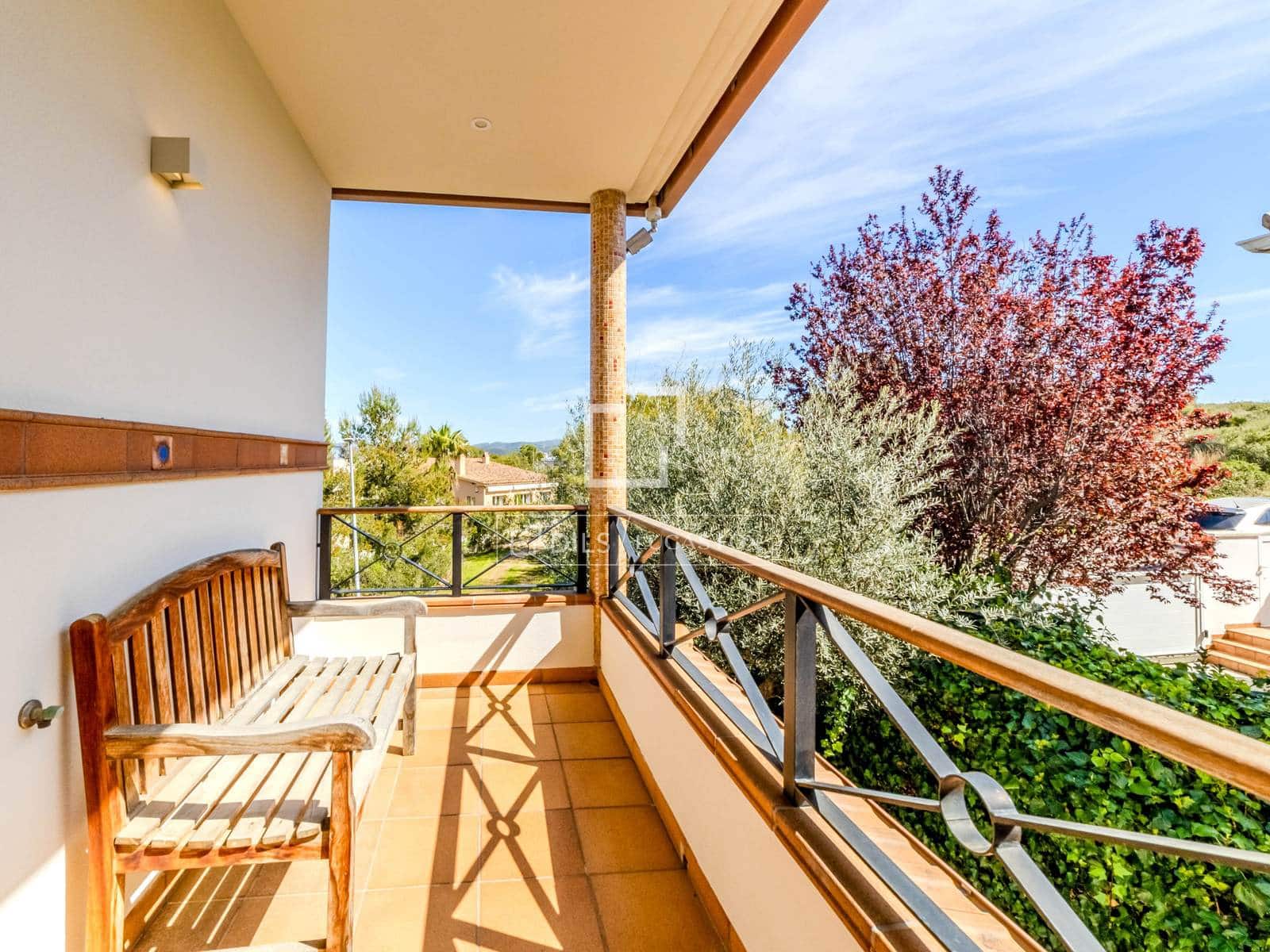 5 soveværelse Villa til salg i Sant Pere de Ribes med swimmingpool garage - € 998.000 (Ref: 3508925)