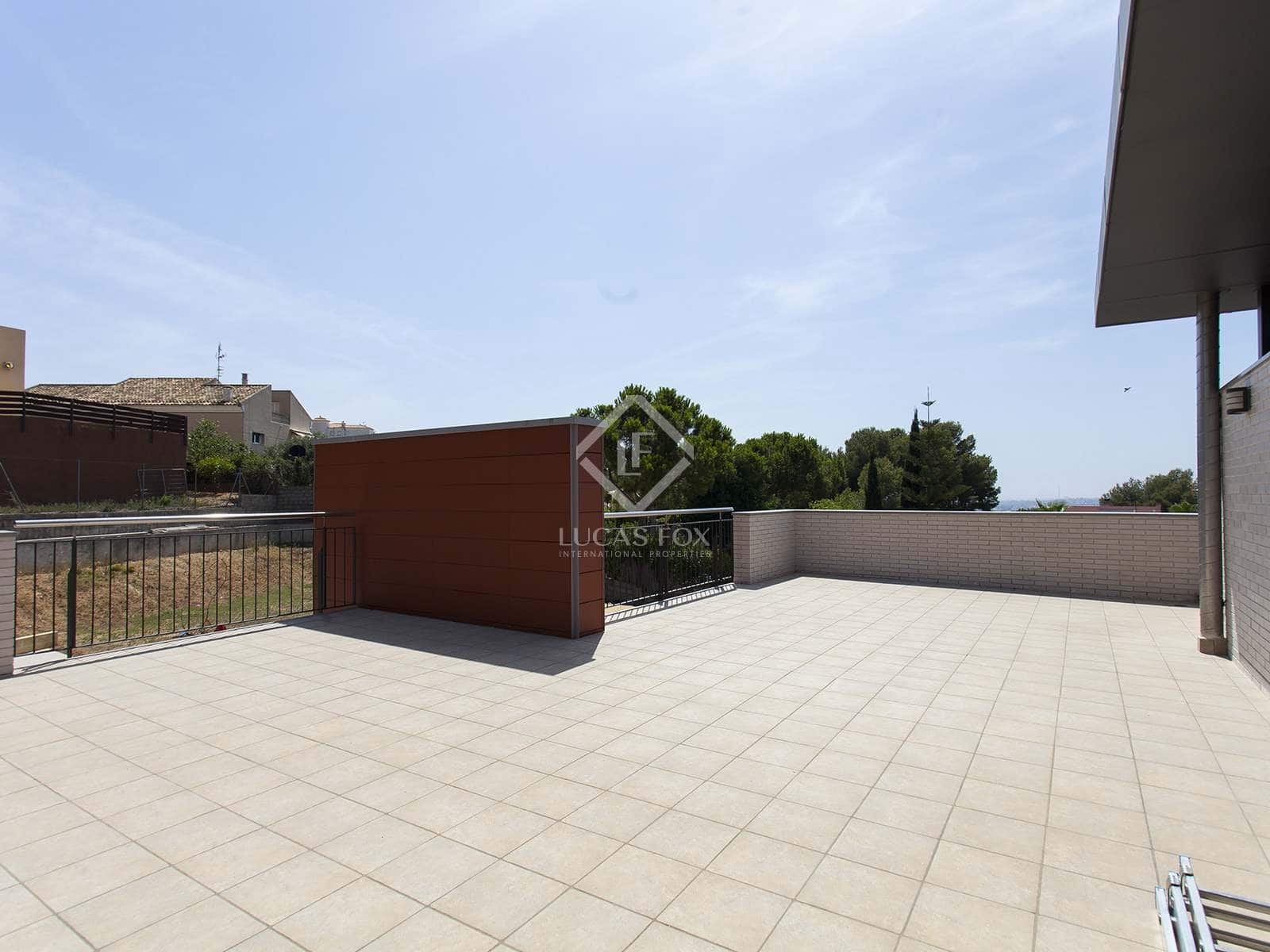 3 soveværelse Villa til salg i Talamanca med swimmingpool garage - € 1.000.000 (Ref: 3525713)