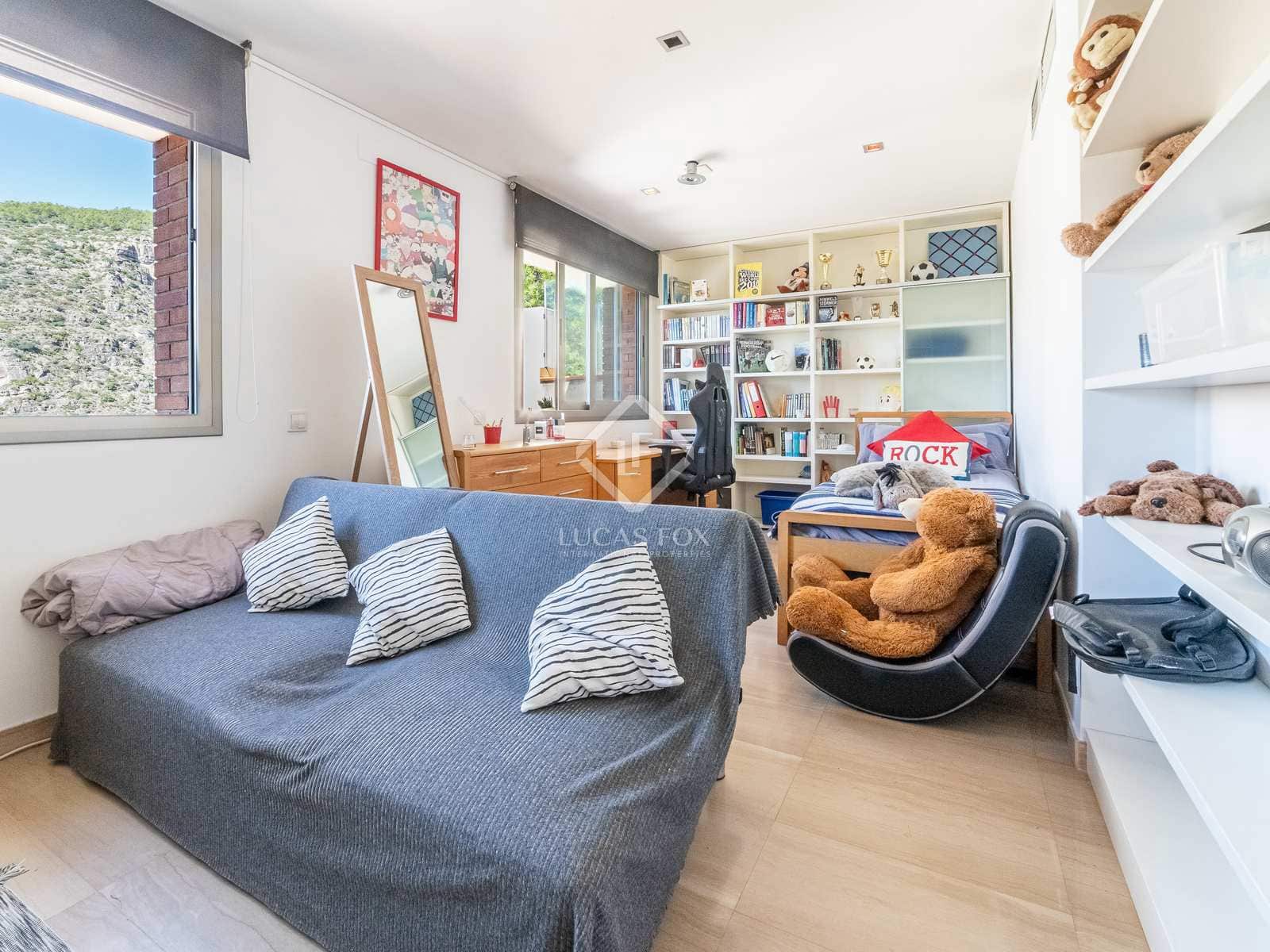 6 soveværelse Villa til salg i Sitges med swimmingpool garage - € 1.250.000 (Ref: 3853694)