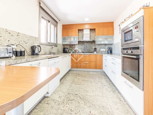 6 soveværelse Villa til salg i Sitges med swimmingpool garage - € 1.250.000 (Ref: 3853694)