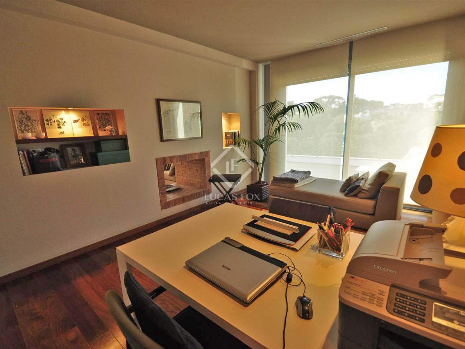 4 Zimmer Villa zu verkaufen in Lloret de Mar mit Pool Garage - 1.650.000 € (Ref: 3885791)