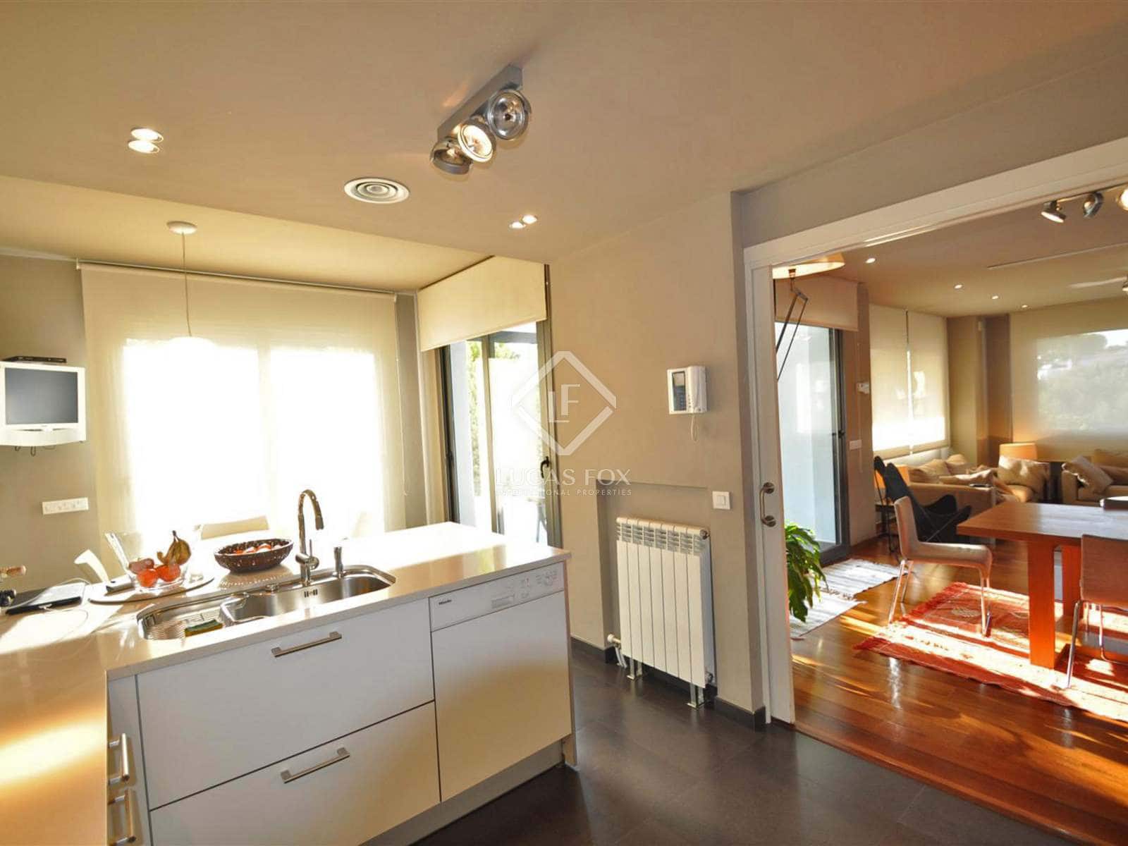 4 Zimmer Villa zu verkaufen in Lloret de Mar mit Pool Garage - 1.650.000 € (Ref: 3885791)