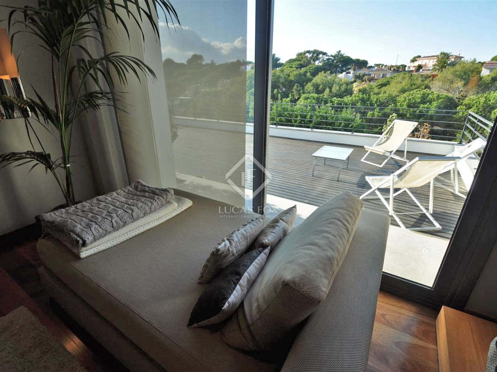 4 Zimmer Villa zu verkaufen in Lloret de Mar mit Pool Garage - 1.650.000 € (Ref: 3885791)