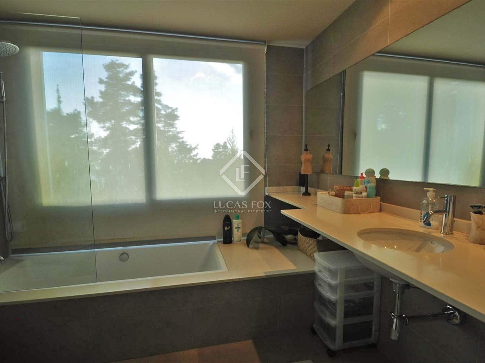 4 Zimmer Villa zu verkaufen in Lloret de Mar mit Pool Garage - 1.650.000 € (Ref: 3885791)