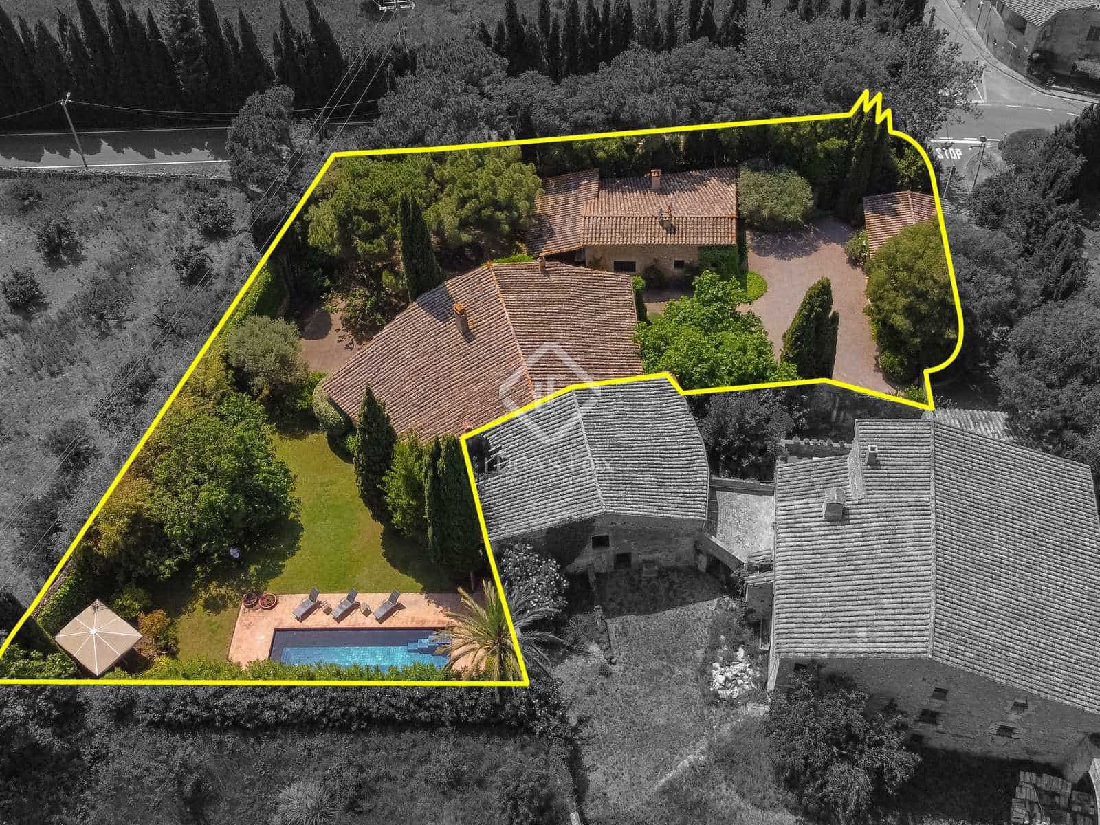 5 bedroom Finca/Country House for sale in Sant Mori with pool garage - € 1,065,000 (Ref: 3885793)