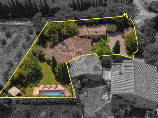 5 chambre Finca/Maison de Campagne à vendre à Sant Mori avec piscine garage - 1 065 000 € (Ref: 3885793)