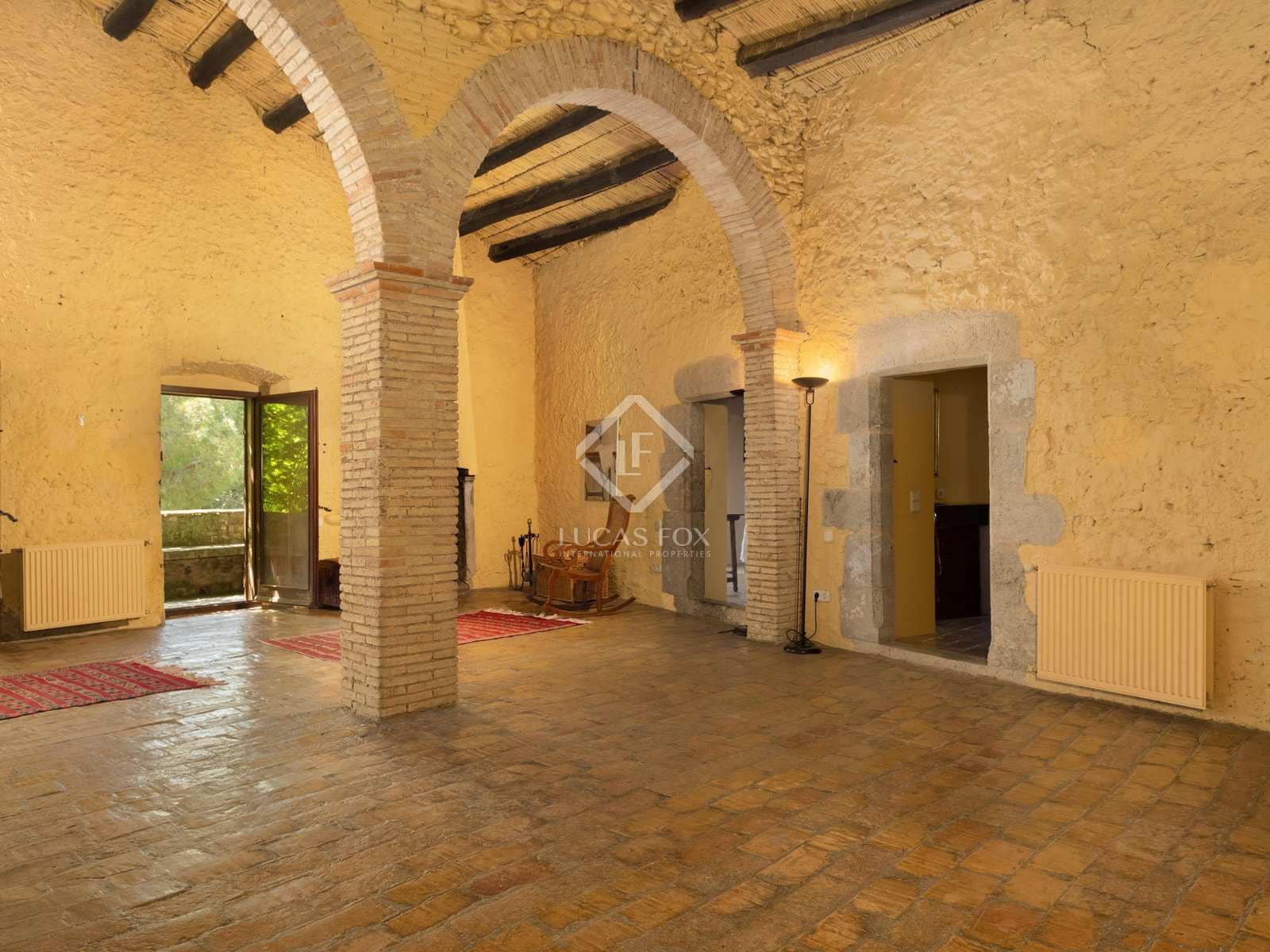 5 bedroom Finca/Country House for sale in Sant Mori with pool garage - € 1,065,000 (Ref: 3885793)