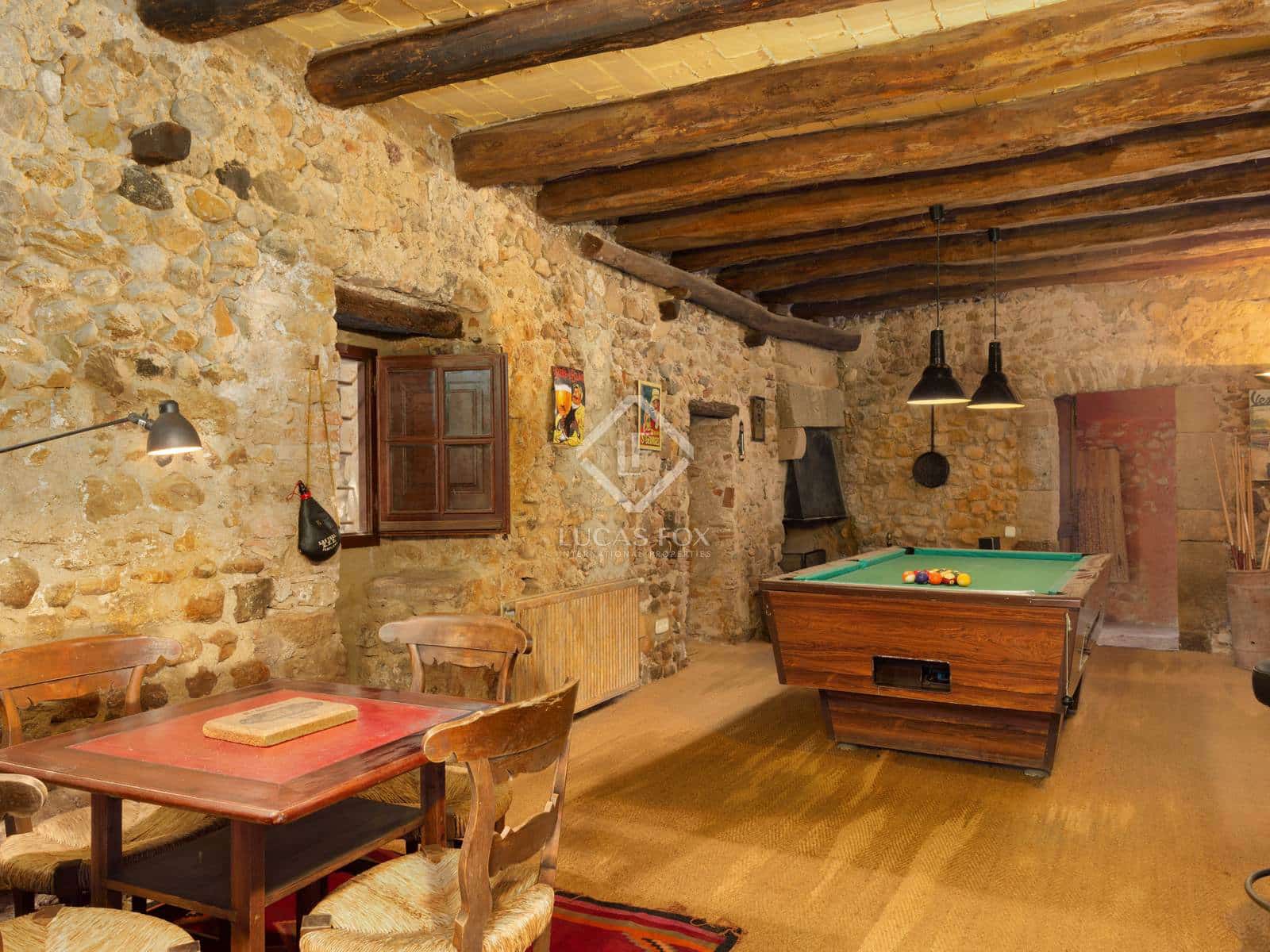 5 bedroom Finca/Country House for sale in Sant Mori with pool garage - € 1,065,000 (Ref: 3885793)