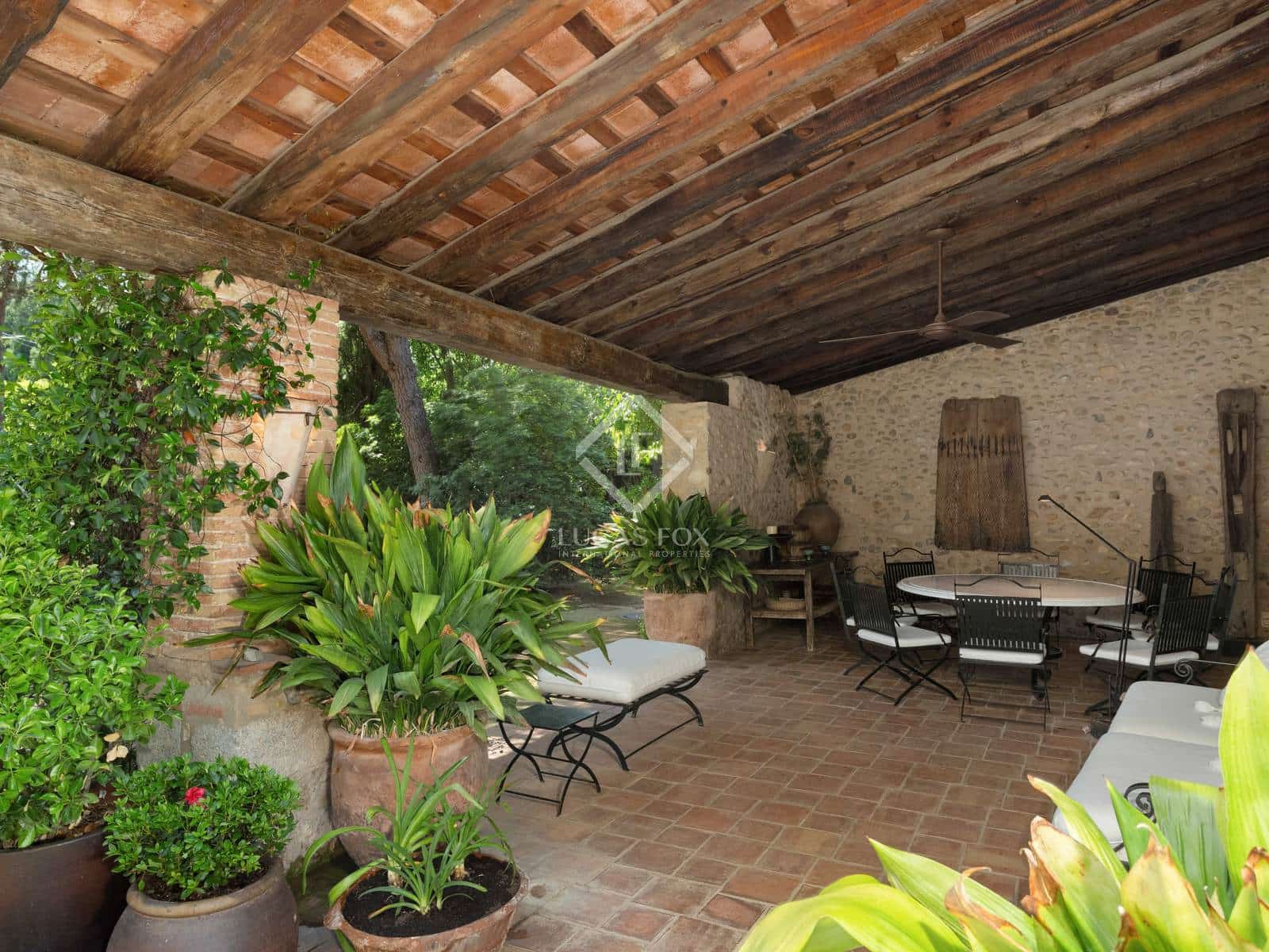 5 bedroom Finca/Country House for sale in Sant Mori with pool garage - € 1,065,000 (Ref: 3885793)