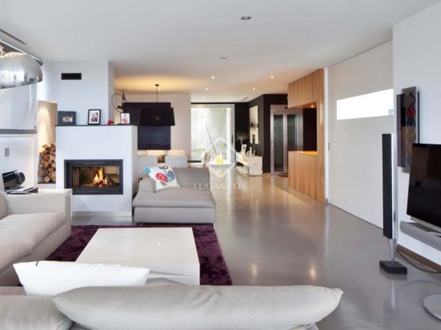 5 quarto Moradia para venda em Blanes com piscina garagem - 2 000 000 € (Ref: 3885795)