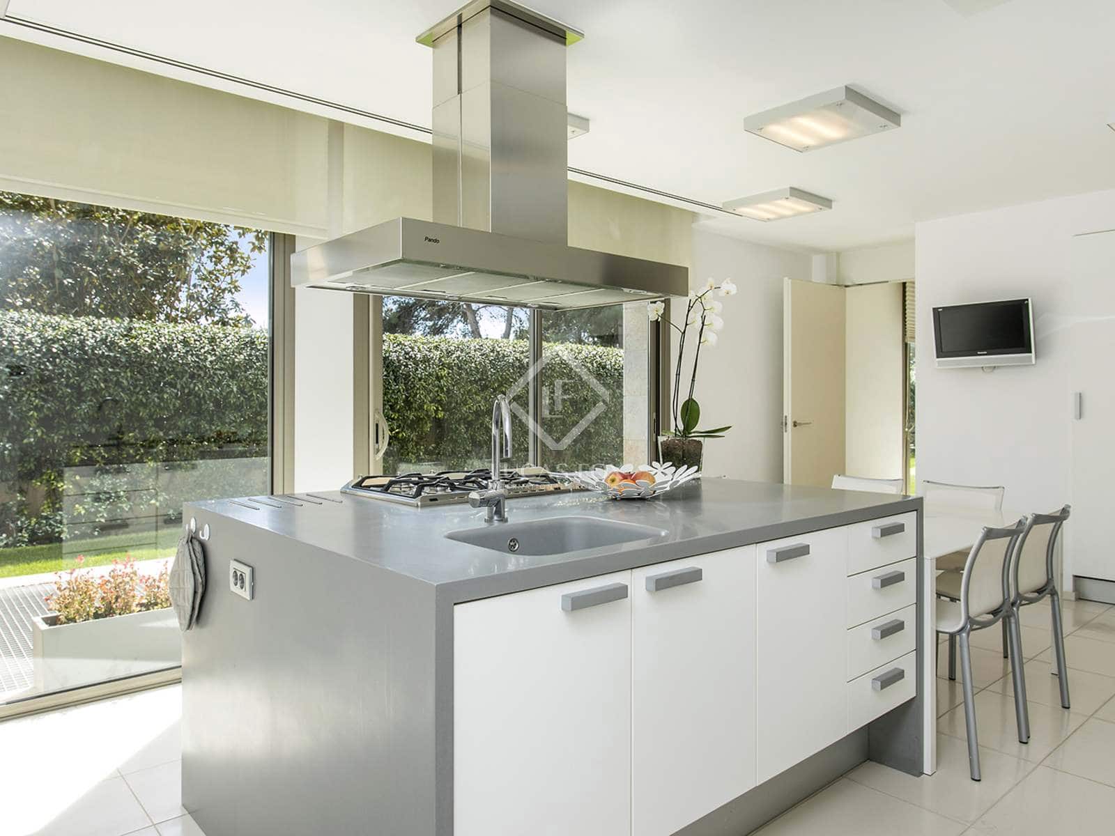 7 quarto Moradia para venda em Barcelona cidade com piscina garagem - 9 000 000 € (Ref: 3983882)