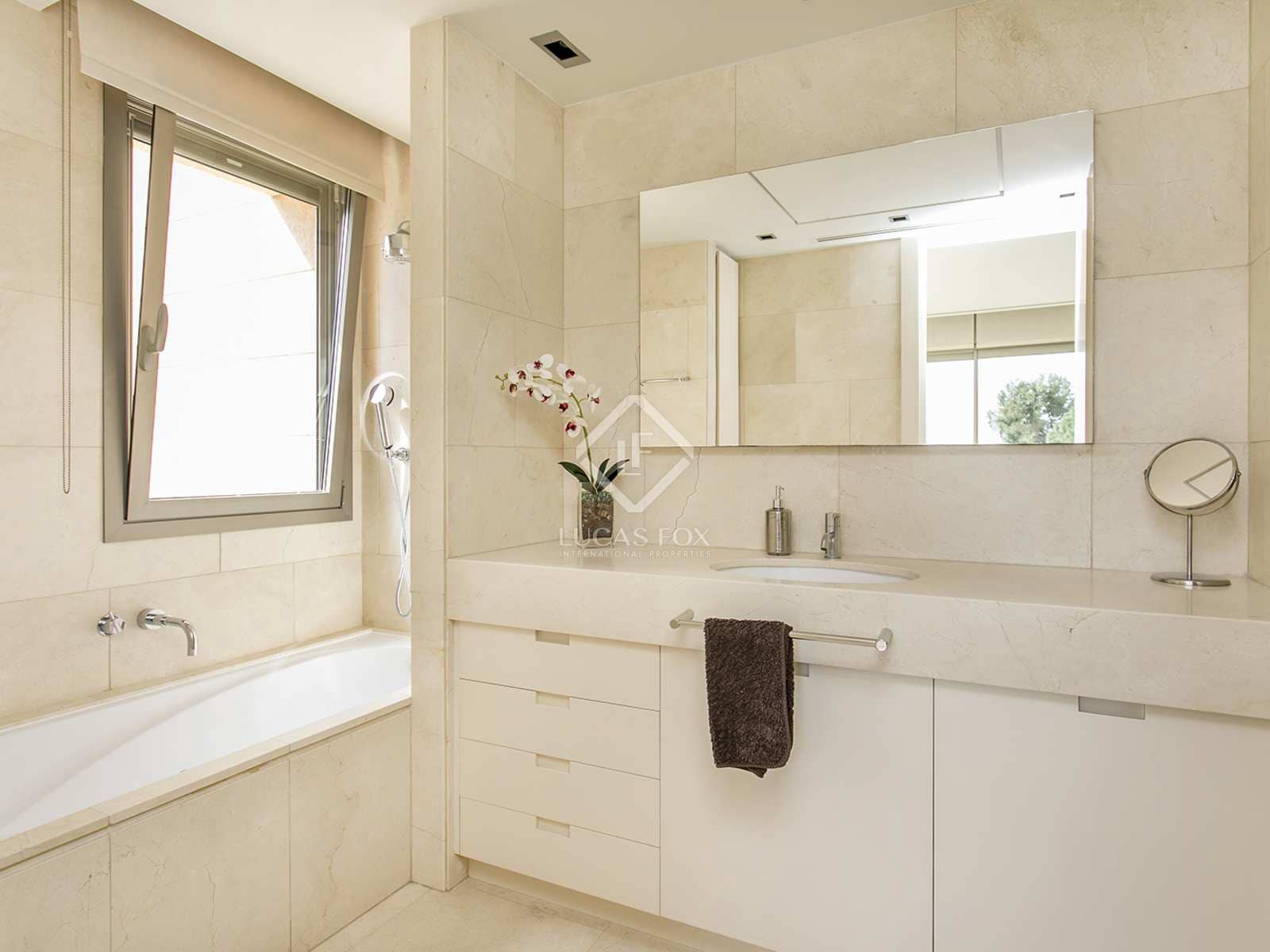 7 quarto Moradia para venda em Barcelona cidade com piscina garagem - 9 000 000 € (Ref: 3983882)