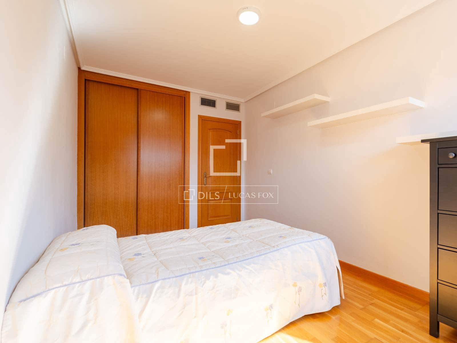 4 soverom Leilighet til salgs i Valencia by med svømmebasseng garasje - € 730 000 (Ref: 3988041)