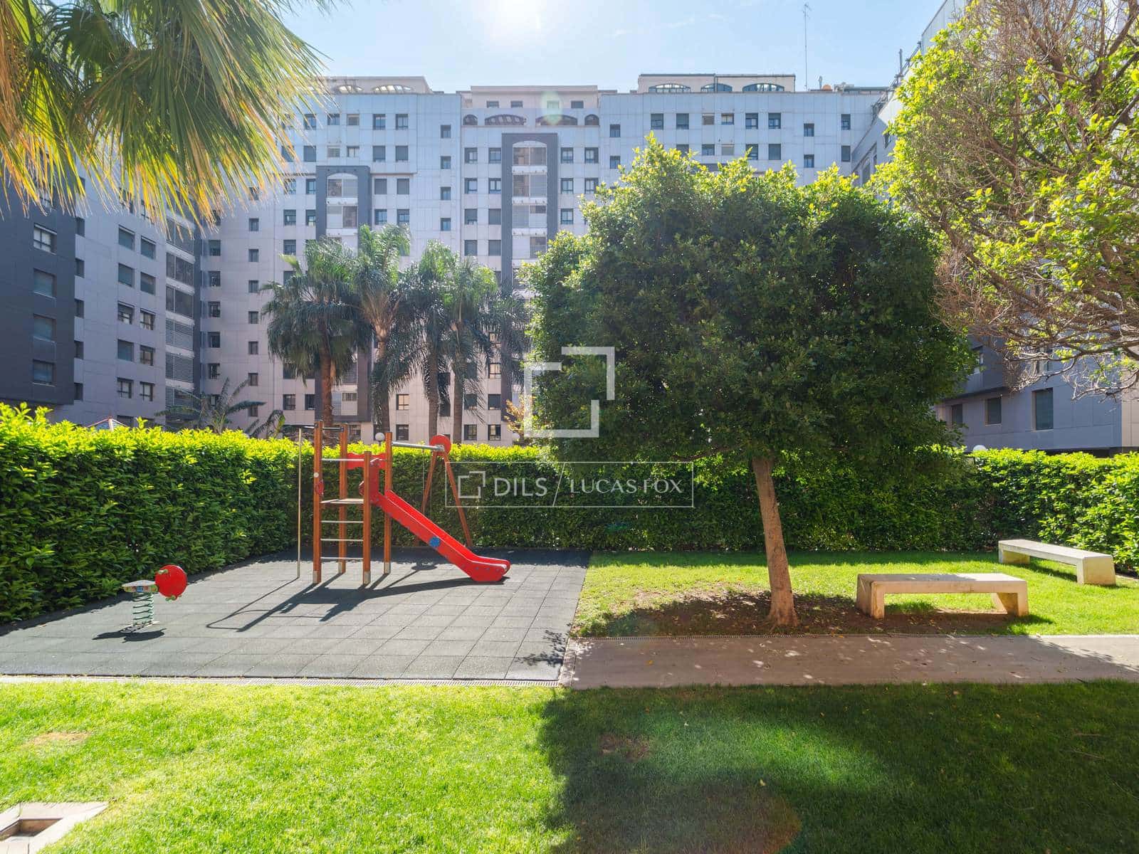 4 soverom Leilighet til salgs i Valencia by med svømmebasseng garasje - € 730 000 (Ref: 3988041)