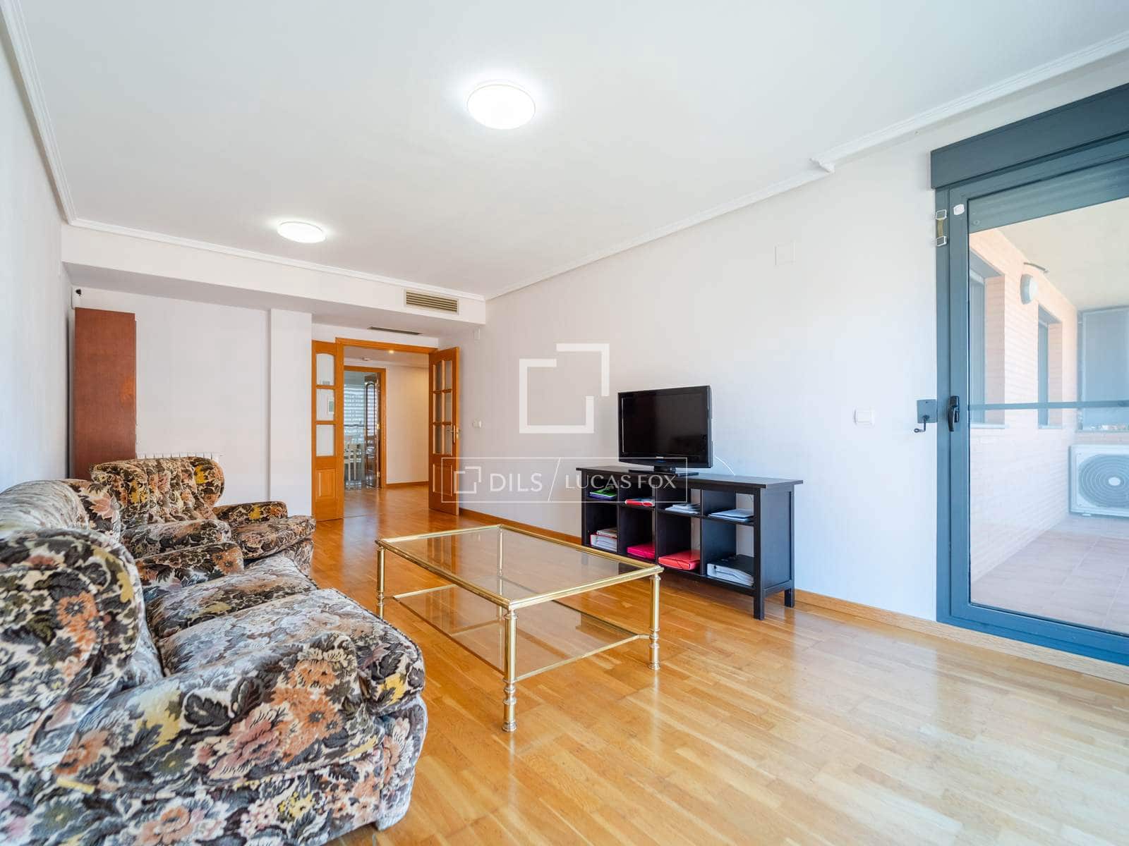 4 soverom Leilighet til salgs i Valencia by med svømmebasseng garasje - € 730 000 (Ref: 3988041)