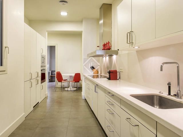 4 slaapkamer Appartement te koop in Barcelona stad - € 3.500.000 (Ref: 4003578)