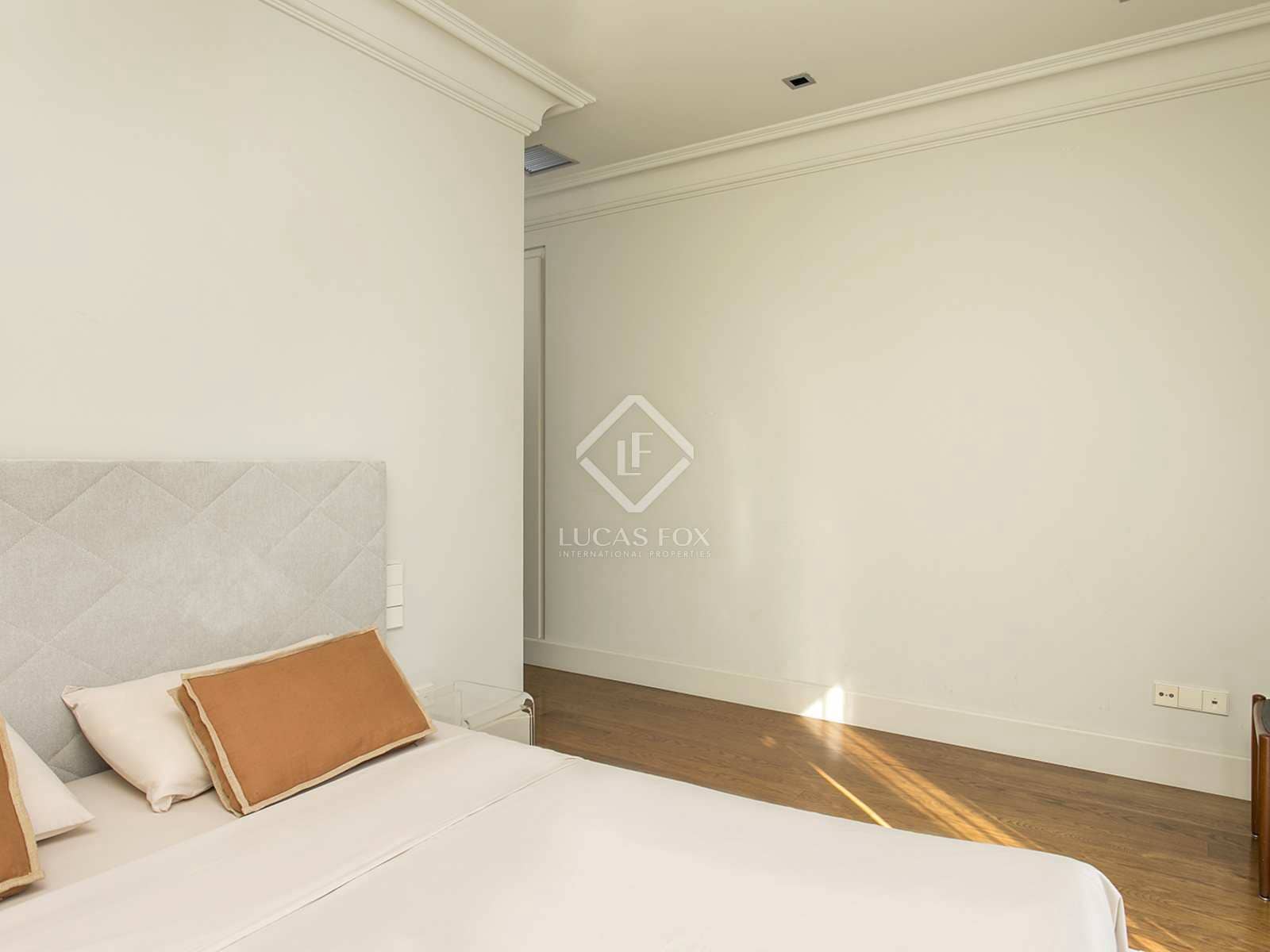 4 slaapkamer Appartement te koop in Barcelona stad - € 3.500.000 (Ref: 4003578)