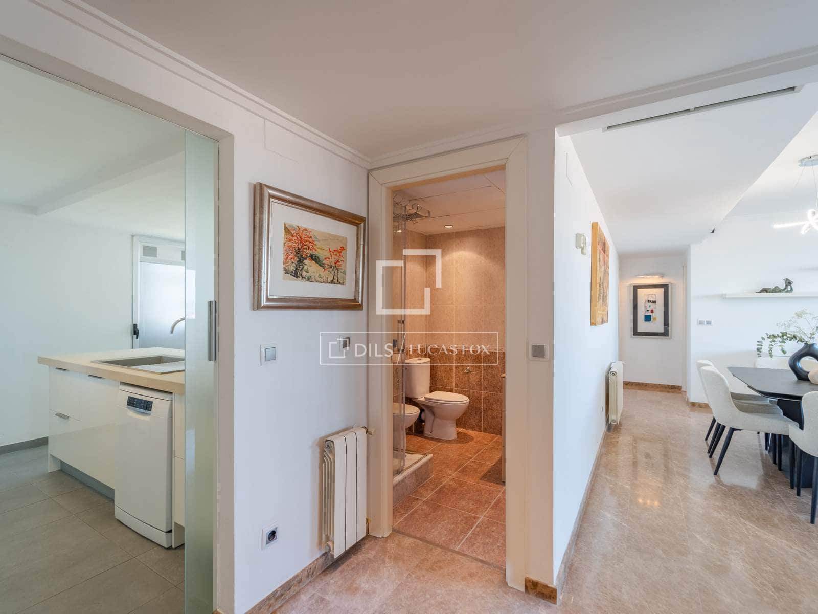 3 quarto Apartamento para arrendar em Valencia cidade com piscina garagem - 2 800 € (Ref: 4041792)