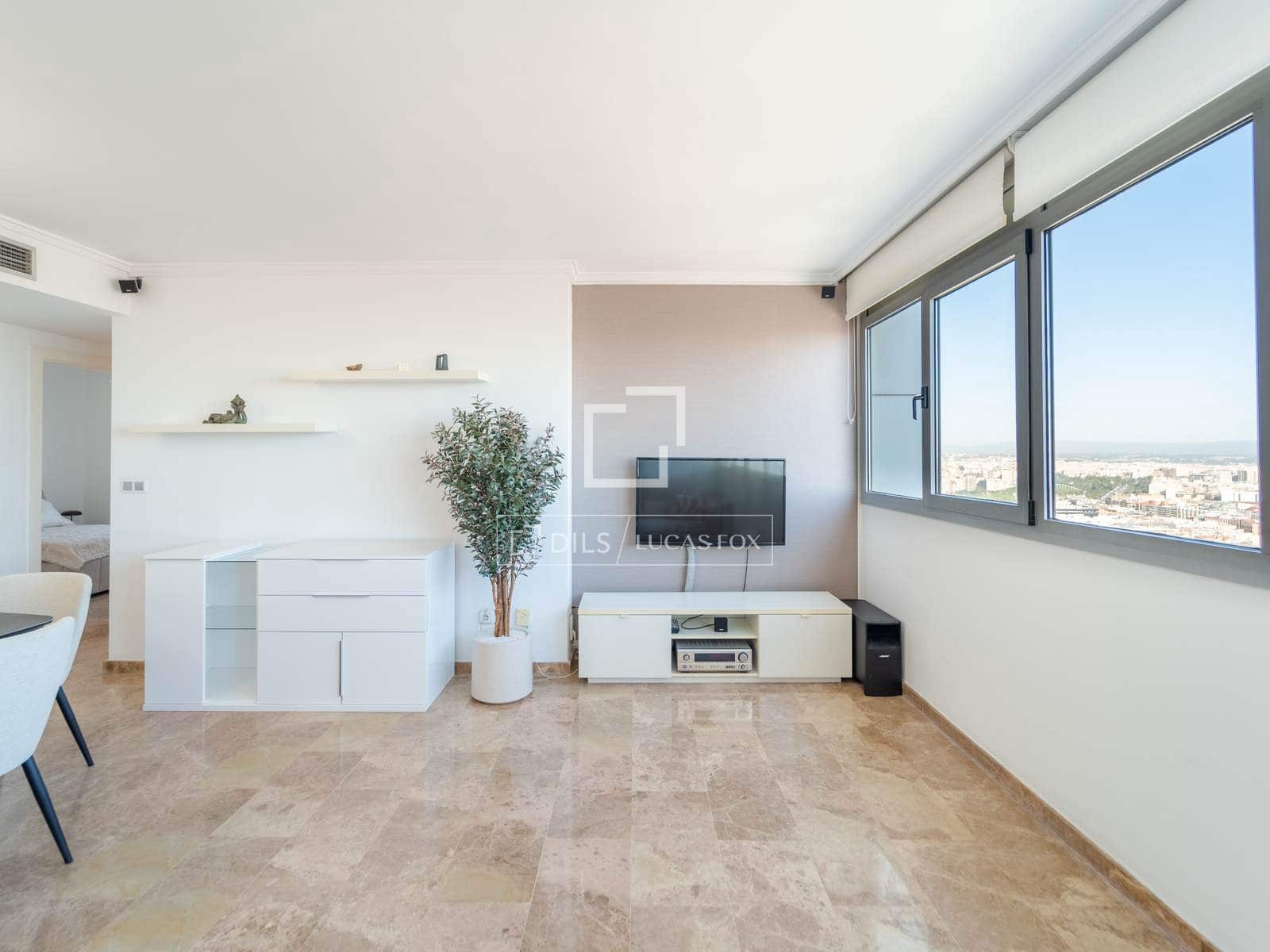 3 quarto Apartamento para arrendar em Valencia cidade com piscina garagem - 2 800 € (Ref: 4041792)