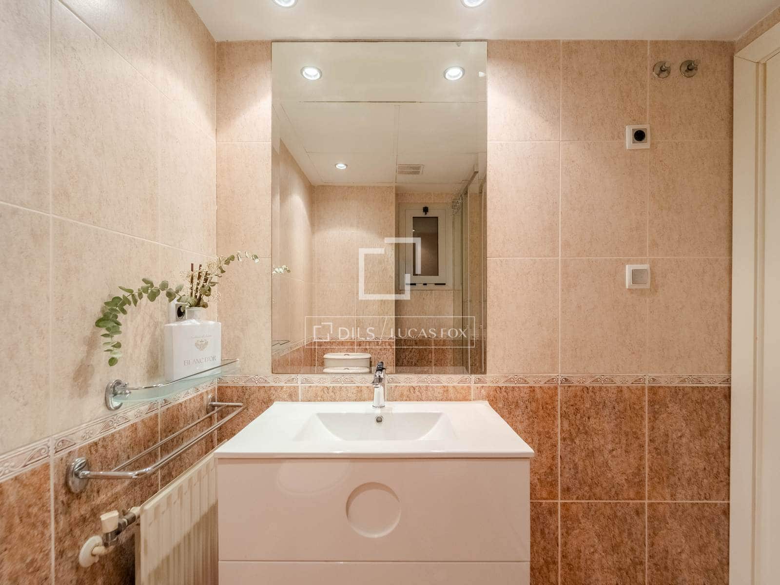 3 quarto Apartamento para arrendar em Valencia cidade com piscina garagem - 2 800 € (Ref: 4041792)