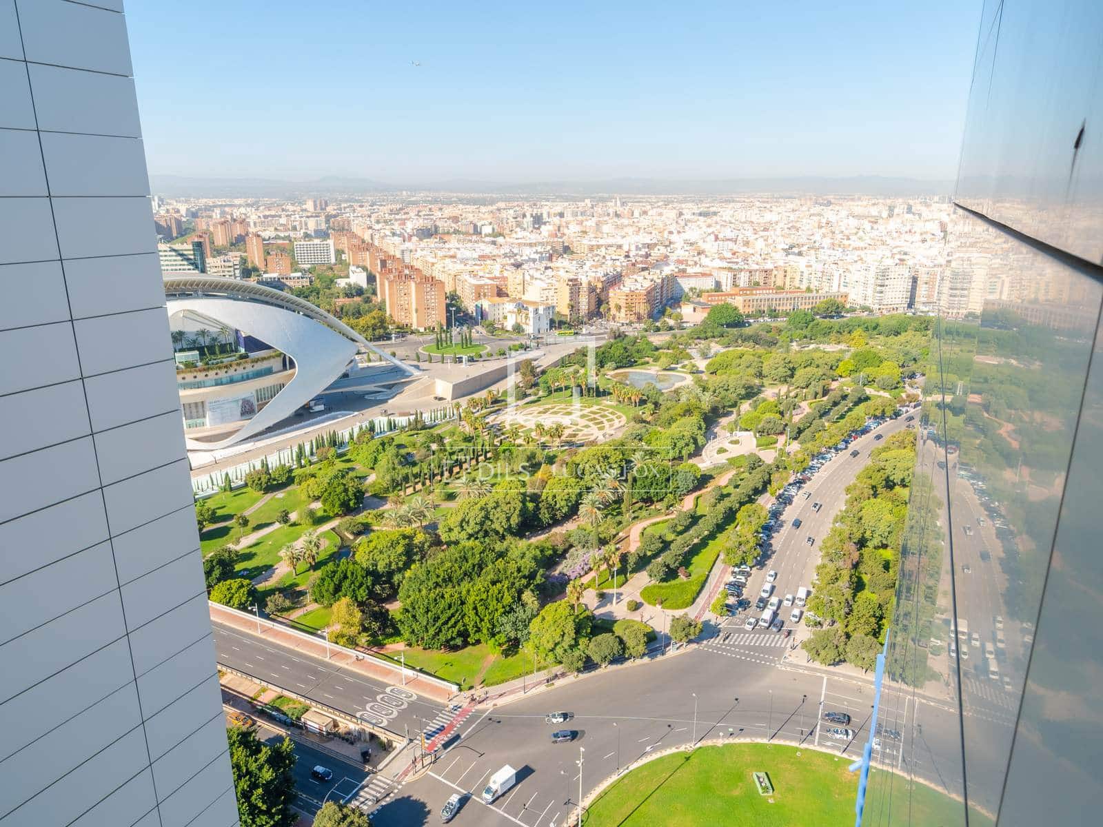 3 quarto Apartamento para arrendar em Valencia cidade com piscina garagem - 2 800 € (Ref: 4041792)