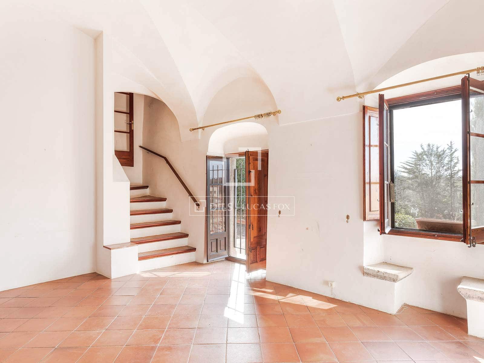 10 sypialnia Finka/Dom wiejski na sprzedaż w Sant Joan de Mollet z basenem garażem - 1 150 000 € (Ref: 4091200)