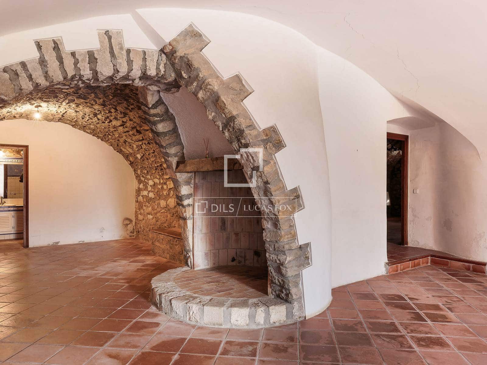 10 sypialnia Finka/Dom wiejski na sprzedaż w Sant Joan de Mollet z basenem garażem - 1 150 000 € (Ref: 4091200)
