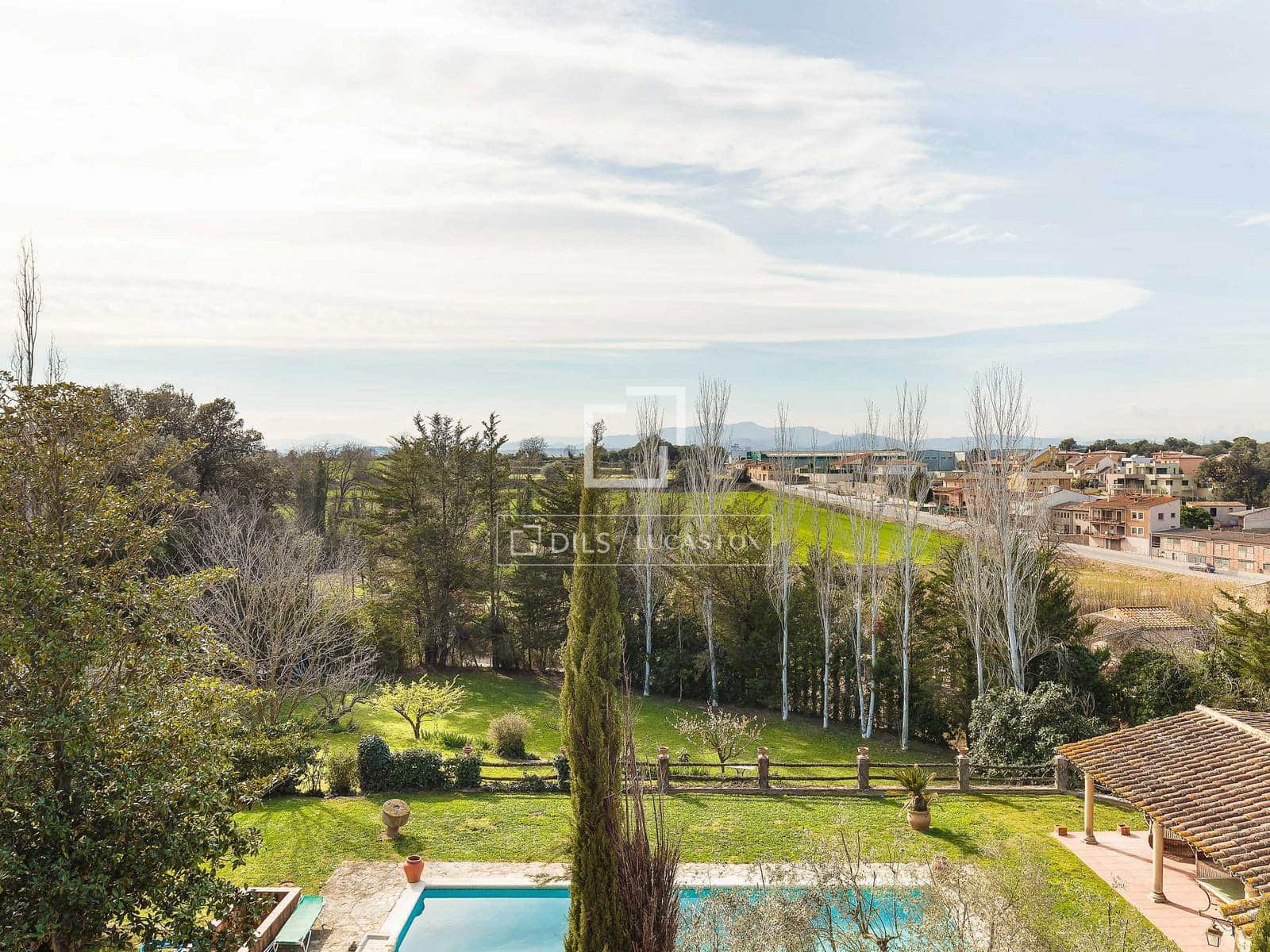 10 sypialnia Finka/Dom wiejski na sprzedaż w Sant Joan de Mollet z basenem garażem - 1 150 000 € (Ref: 4091200)
