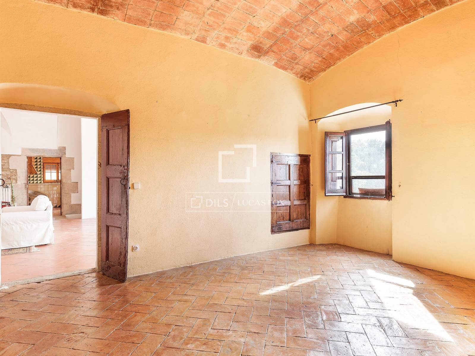 10 sypialnia Finka/Dom wiejski na sprzedaż w Sant Joan de Mollet z basenem garażem - 1 150 000 € (Ref: 4091200)
