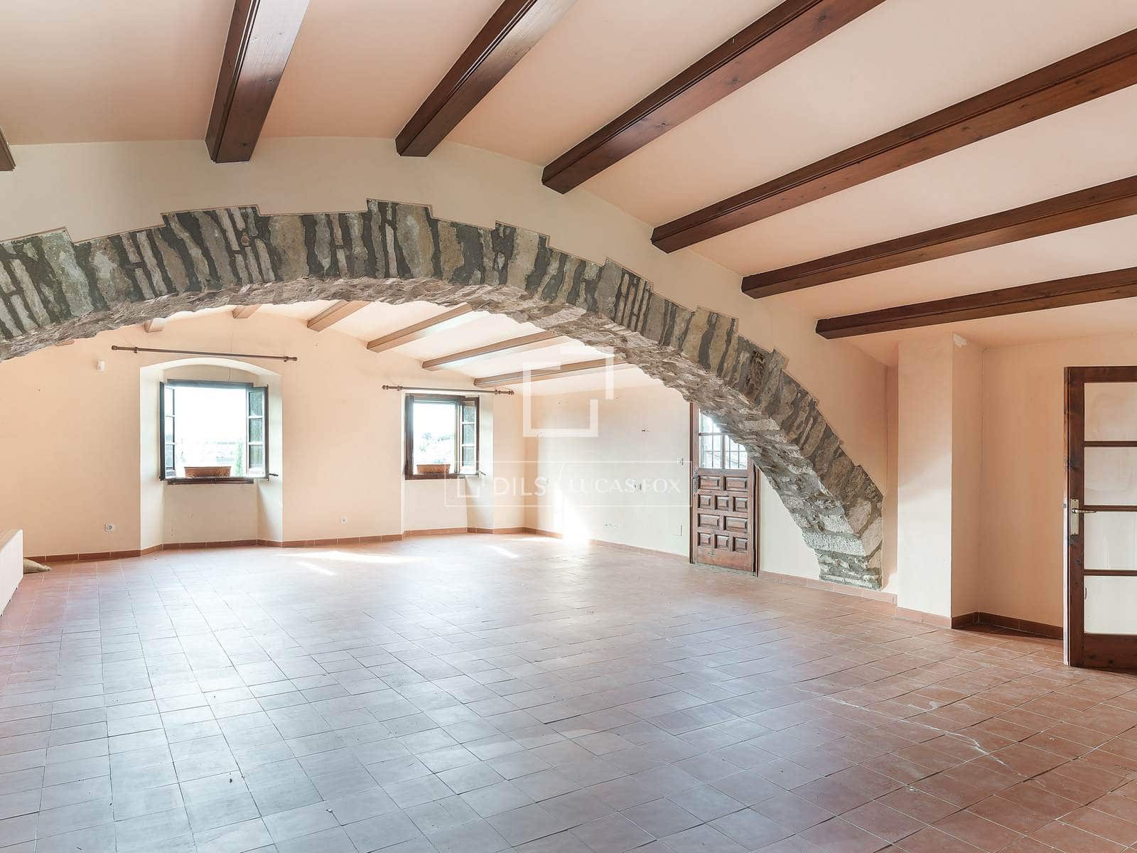 10 sypialnia Finka/Dom wiejski na sprzedaż w Sant Joan de Mollet z basenem garażem - 1 150 000 € (Ref: 4091200)