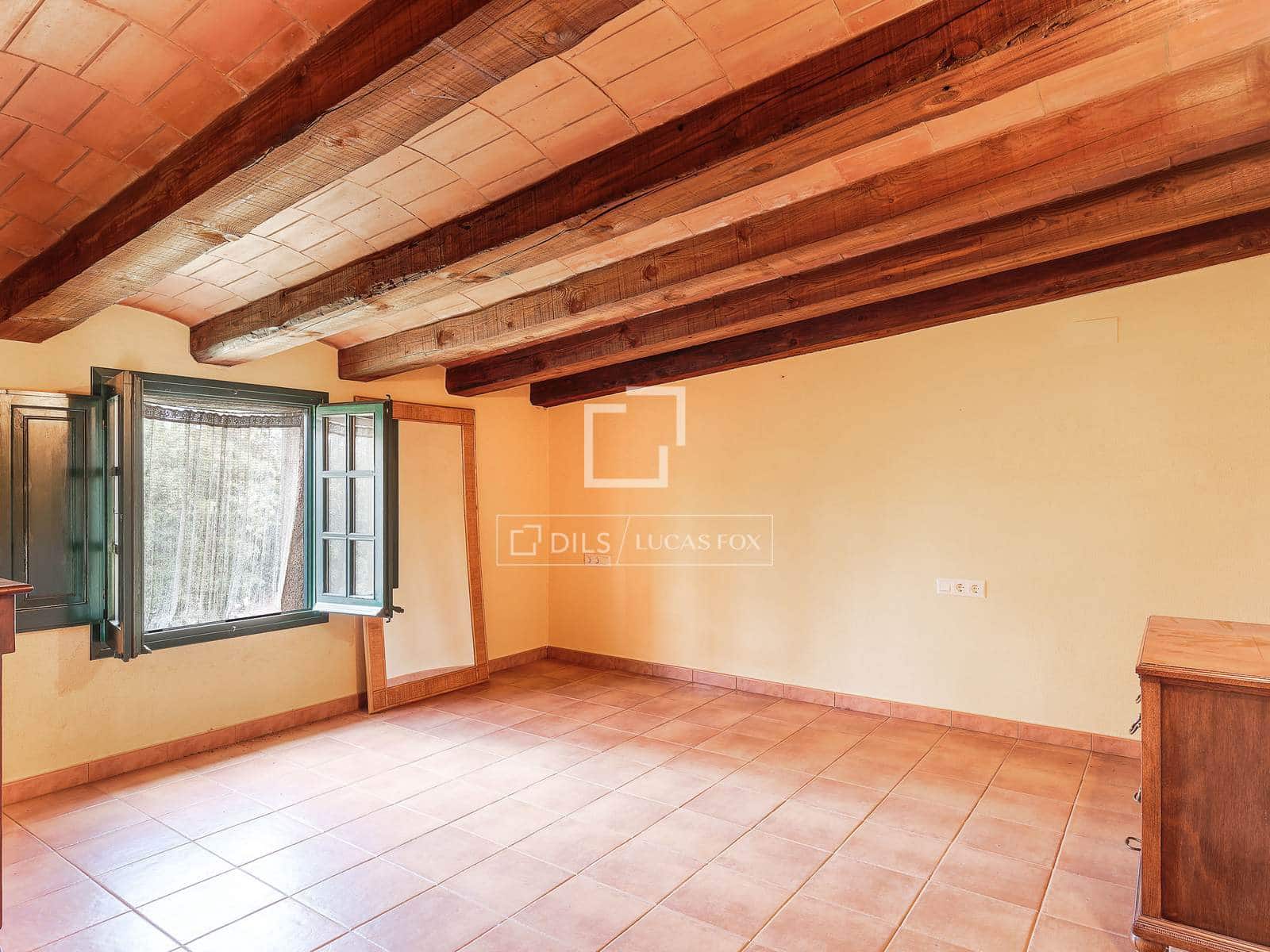 10 sypialnia Finka/Dom wiejski na sprzedaż w Sant Joan de Mollet z basenem garażem - 1 150 000 € (Ref: 4091200)