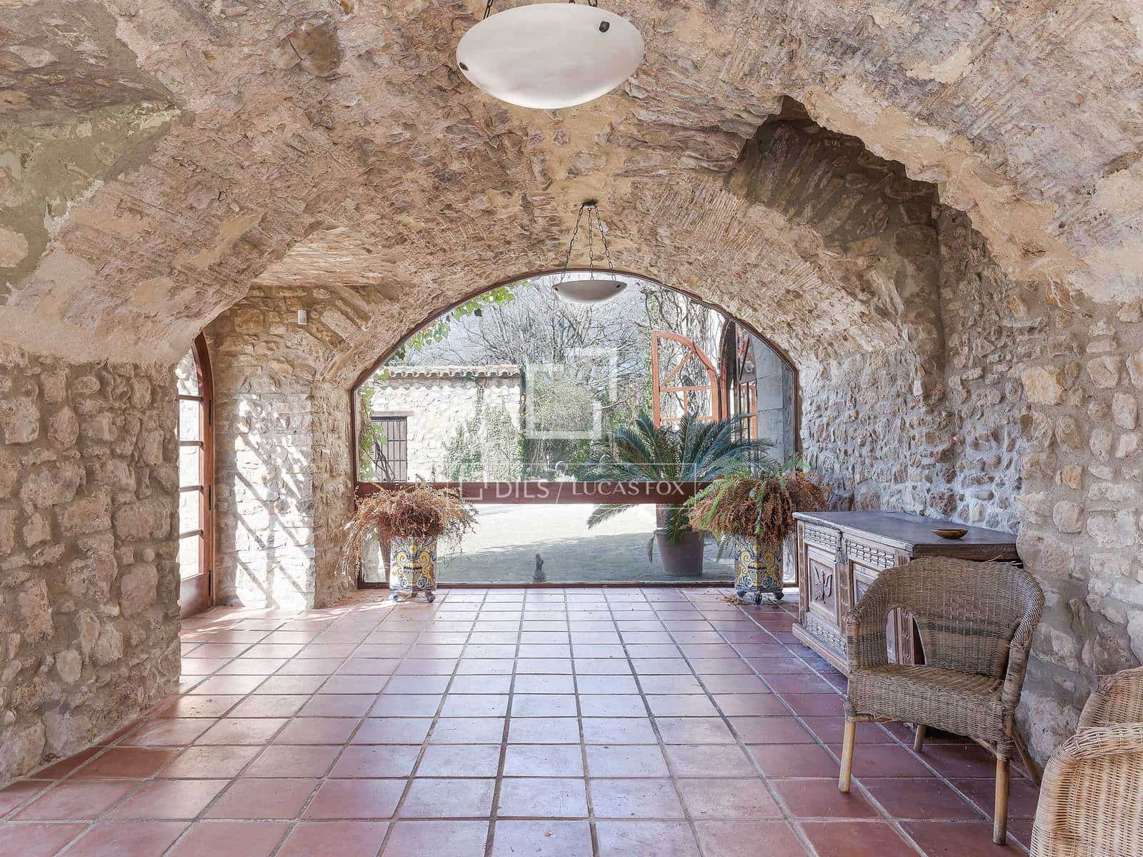 10 sypialnia Finka/Dom wiejski na sprzedaż w Sant Joan de Mollet z basenem garażem - 1 150 000 € (Ref: 4091200)