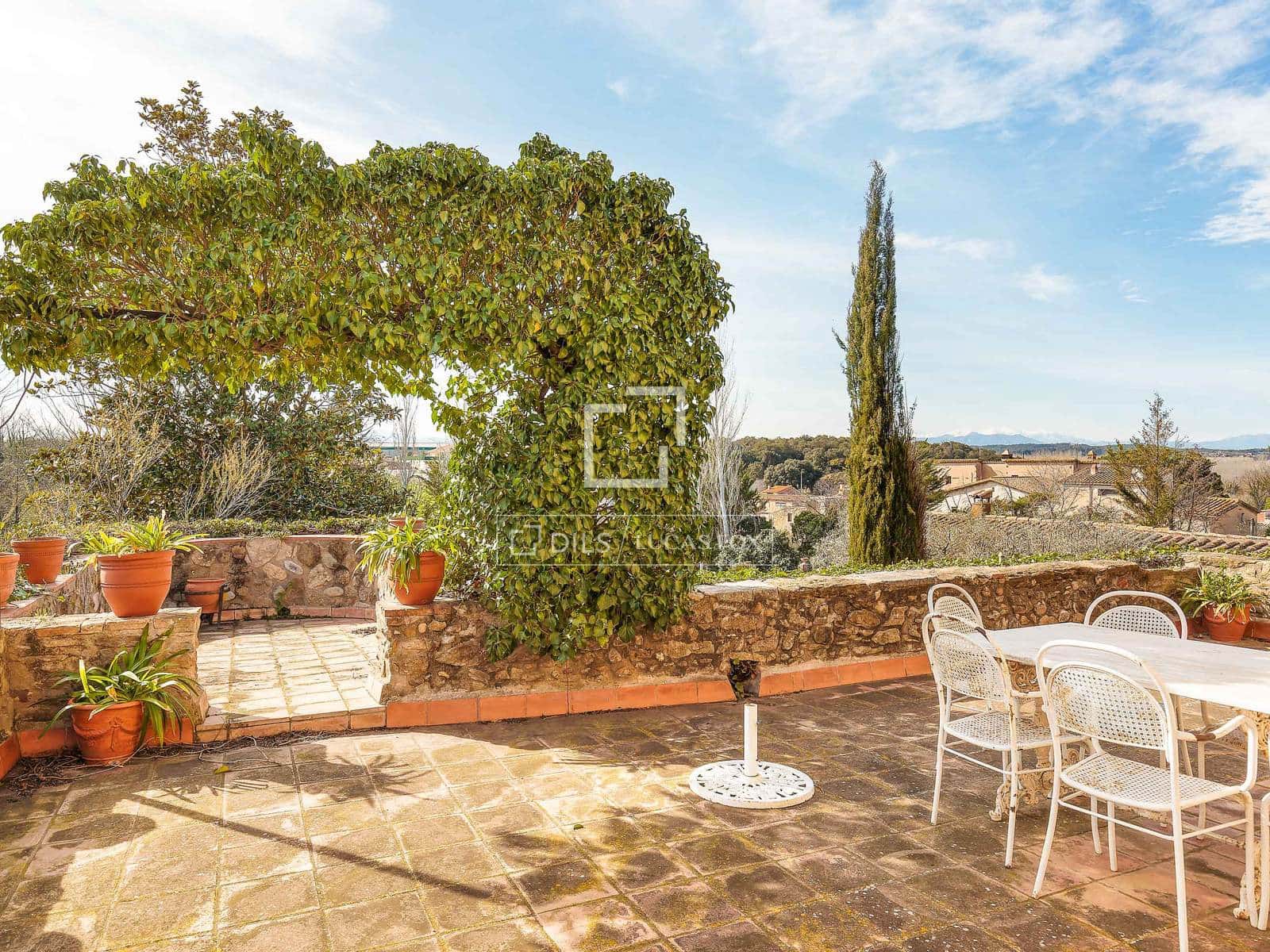 10 sypialnia Finka/Dom wiejski na sprzedaż w Sant Joan de Mollet z basenem garażem - 1 150 000 € (Ref: 4091200)