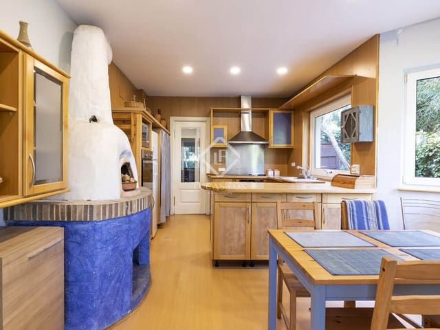 6 Zimmer Villa zu verkaufen in Sitges mit Pool Garage - 2.700.000 € (Ref: 4326320)