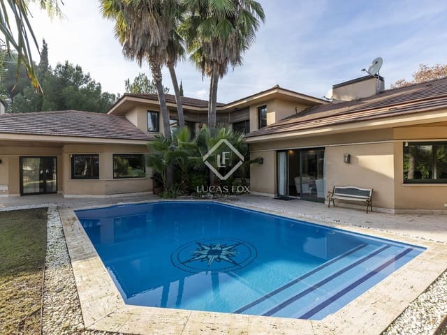 6 Zimmer Villa zu verkaufen in Sitges mit Pool Garage - 2.700.000 € (Ref: 4326320)