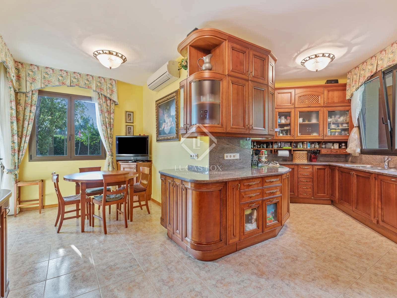 5 soveværelse Villa til salg i S'Agaro med swimmingpool garage - € 8.500.000 (Ref: 4334118)