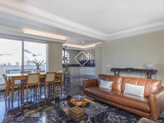 3 Zimmer Apartment zu vermieten in València Stadt - 2.500 € (Ref: 4368669)