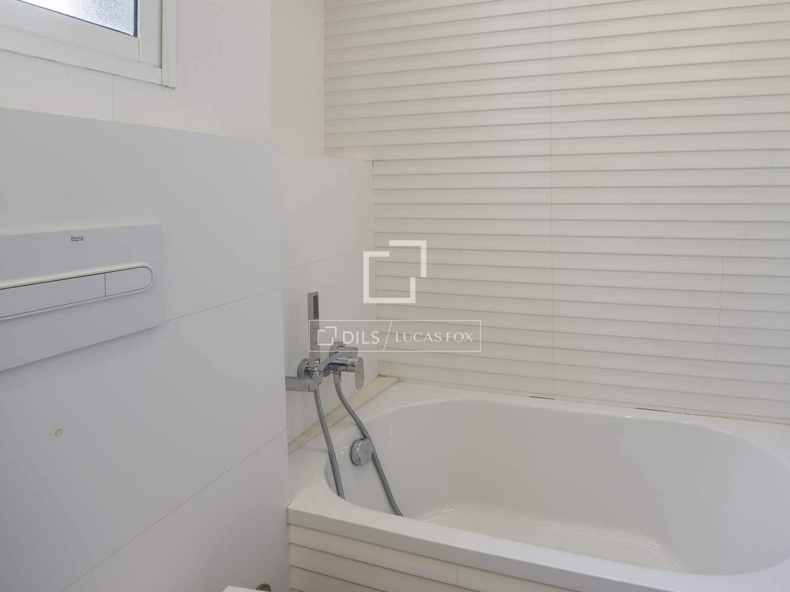 3 Zimmer Apartment zu vermieten in Valencia Stadt - 2.500 € (Ref: 4368669)