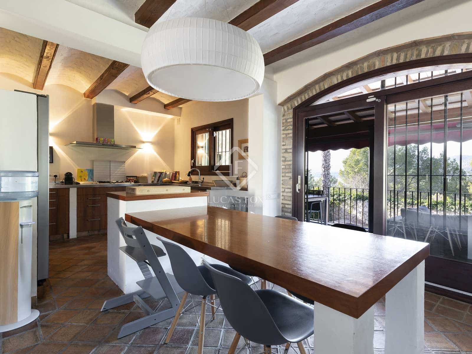 5 soveværelse Villa til salg i Sant Pere de Ribes med swimmingpool garage - € 1.175.000 (Ref: 4375290)